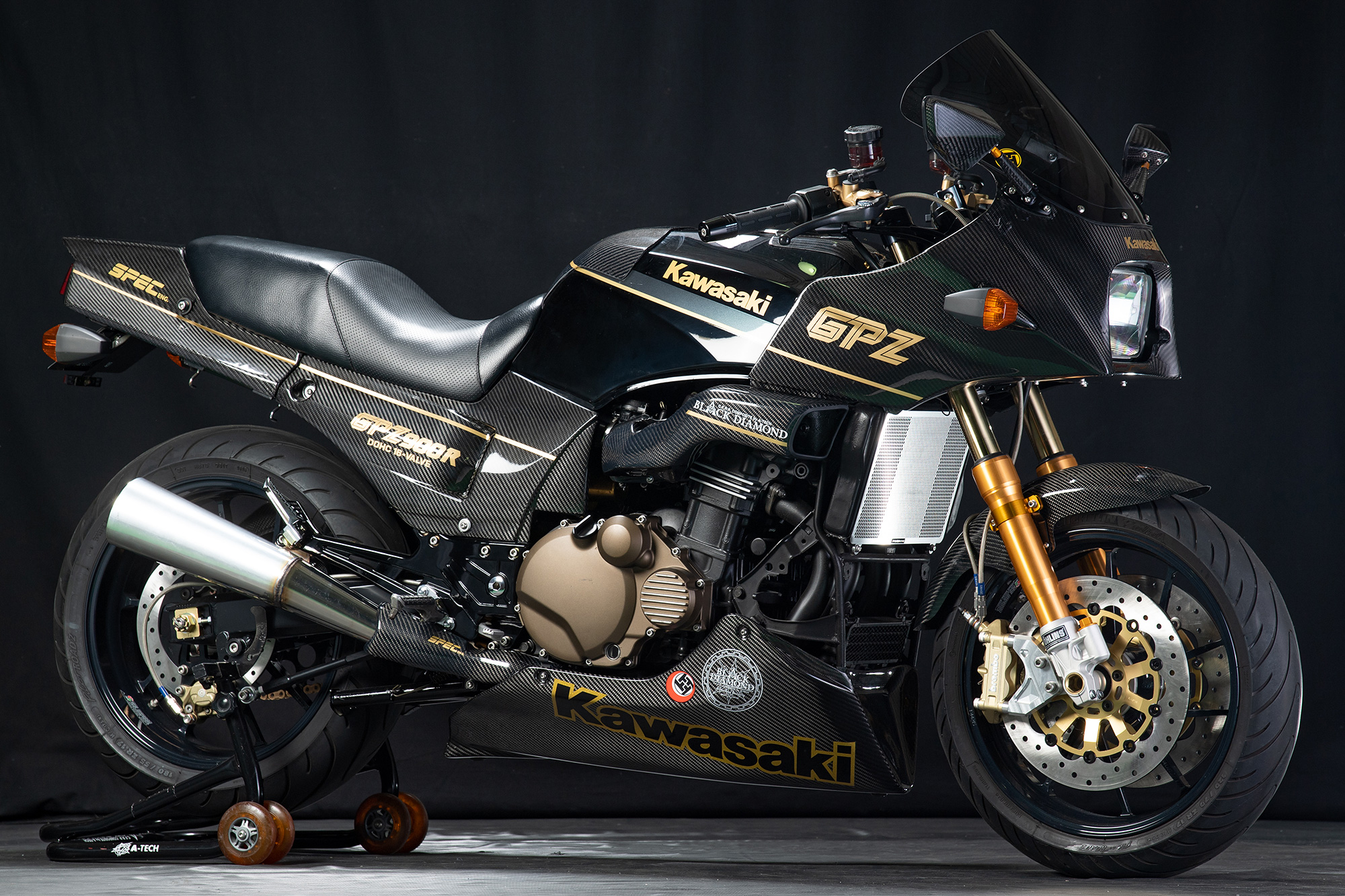 カワサキ GPZ900R アッパー インナーカウル - オートバイ